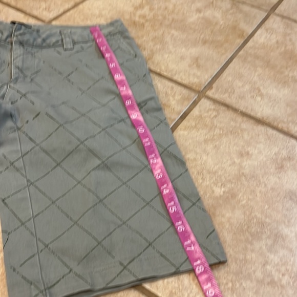 Hurley Denim Shorts Sz 1 - Picture 2 of 8